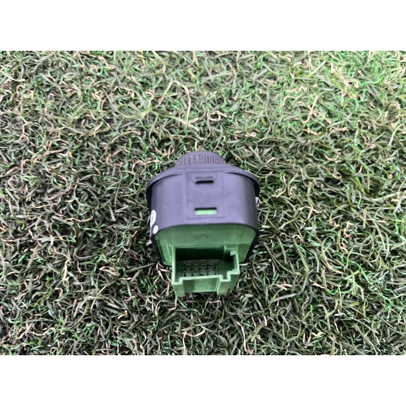 Кнопка регулировки зеркала (электрика / кнопки) Volkswagen Amarok 2H 2012 2.0 2H0959565REH