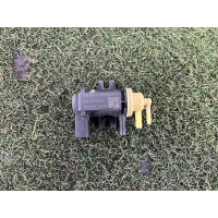 Вакуумний клапан