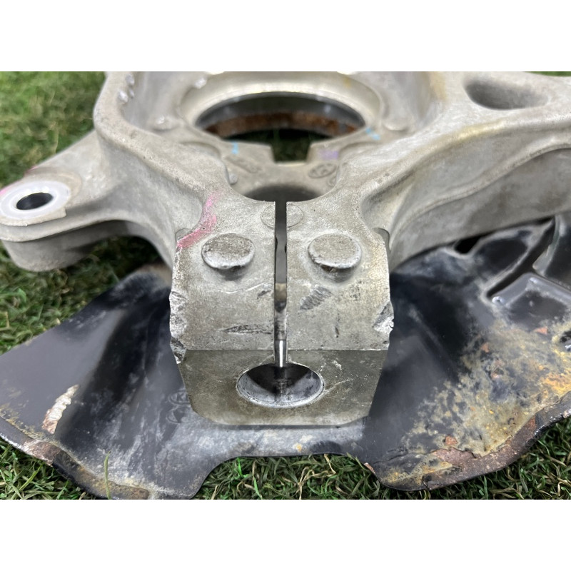 Поворотный кулак (подвеска) Hyundai Santa Fe TM 2020 2.4GDI 51711S1100