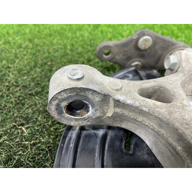 Поворотный кулак (подвеска) Hyundai Santa Fe TM 2019 2.0 GDi Turbo 51711S1100