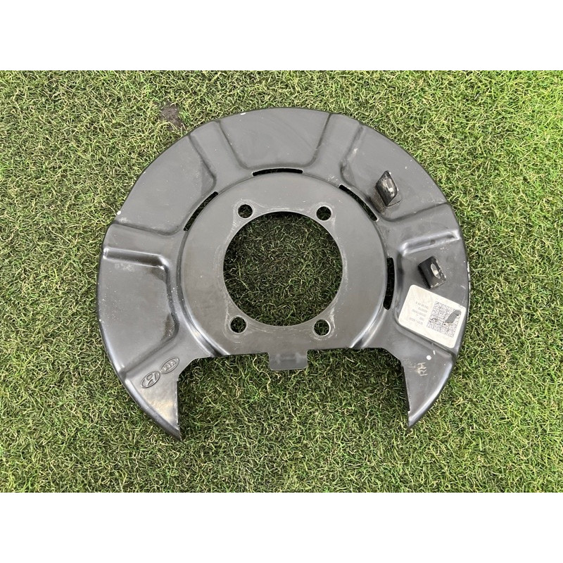 Пыльник тормозного диска (тормозная система) Hyundai Santa Fe TM 2020 2.4GDI 58245S1000