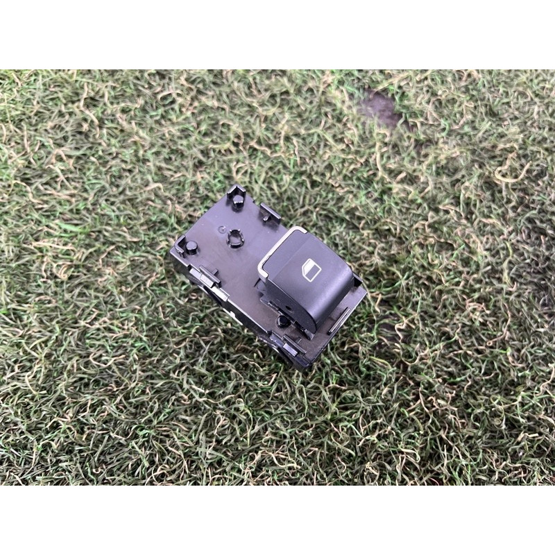 Кнопка стеклоподъемника (электрика / кнопки) Hyundai Santa Fe TM 2019 2.4GDI 93576S1010NNB