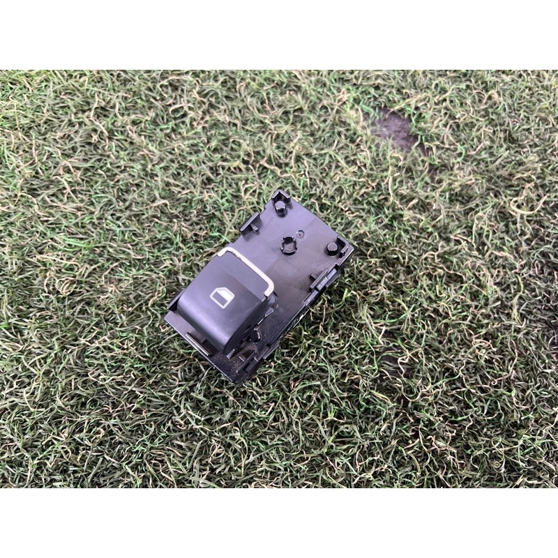 Кнопка стеклоподъемника (электрика / кнопки) Hyundai Santa Fe TM 2019 2.4GDI 93576S1010NNB