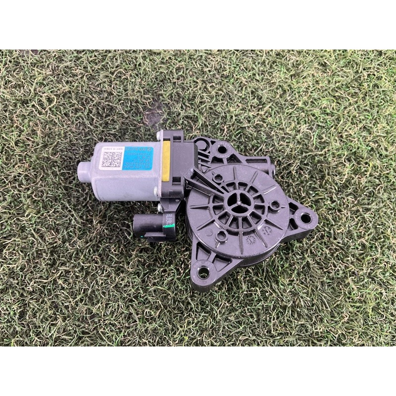 Мотор стеклоподъемника (электрика) Hyundai Santa Fe TM 2019 2.4GDI 83450S1000