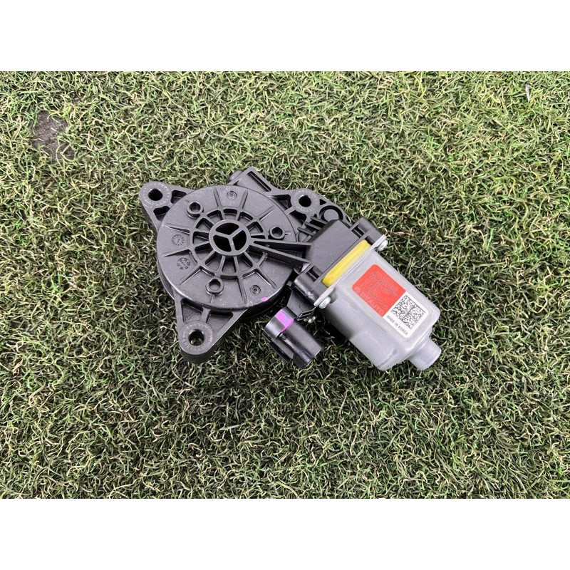 Мотор стеклоподъемника (электрика) Hyundai Santa Fe TM 2019 2.4GDI 83460S1000