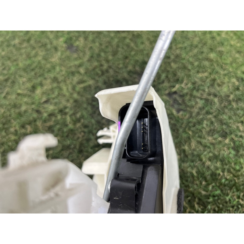 Замок двери (кузов и элементы) Hyundai Santa Fe TM 2019 2.4GDI 81420S1000