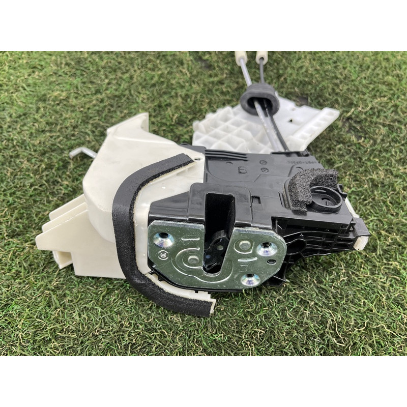 Замок двери (кузов и элементы) Hyundai Santa Fe TM 2019 2.4GDI 81410S1010