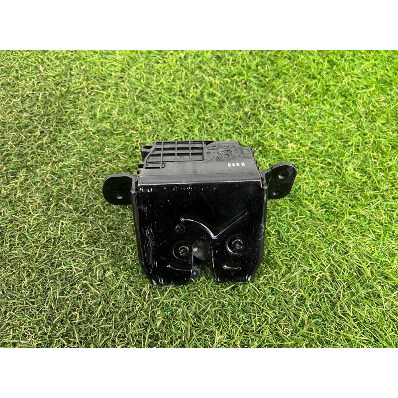 Замок багажника (кузов и элементы) Hyundai Santa Fe TM 2019 2.4GDI 81800S2000