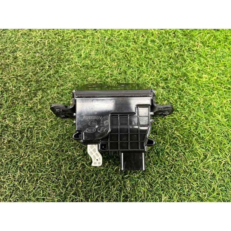 Замок багажника (кузов и элементы) Hyundai Santa Fe TM 2019 2.4GDI 81800S2000