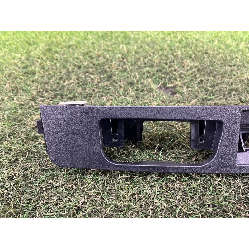 Панель подсветки номера (кузов и элементы) Hyundai Santa Fe TM 2019 2.4GDI 92530S2010