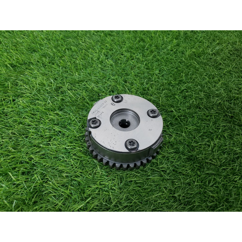 Шестерня выпускного распредвала (двигатель и элементы) FORD Focus MK3 2012 2.0 CP9Z6C525D