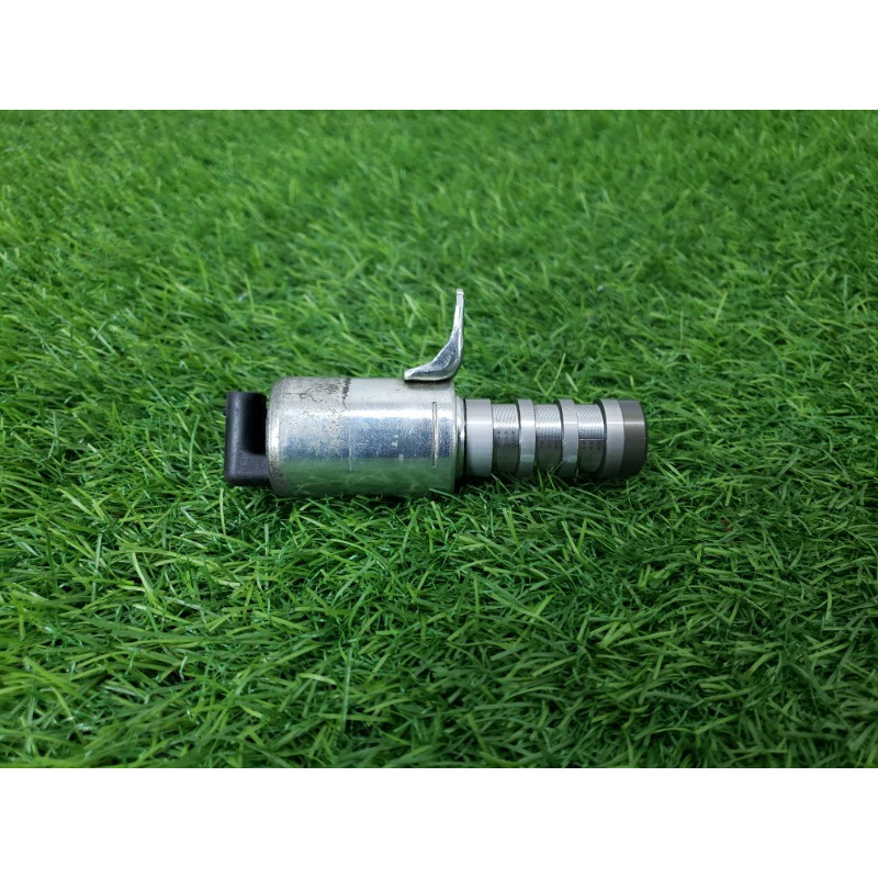 Клапан фазорегулятора (электрика двигателя) FORD Focus MK3 2012 2.0 CM5Z6M280C