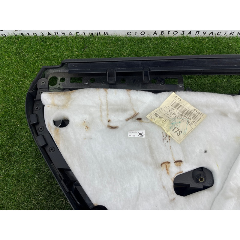 Дверна карта (салон) Volkswagen Touareg II NF 2013 3.0 7P6867216LY0W