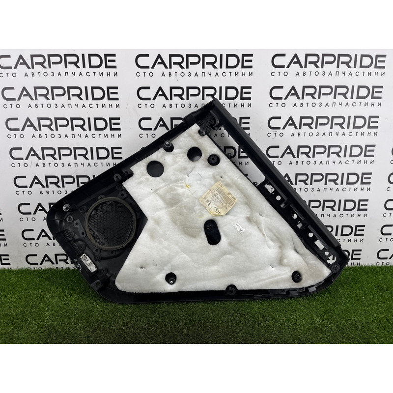 Дверна карта (салон) Volkswagen Touareg II NF 2013 3.0 7P6867215LY0W