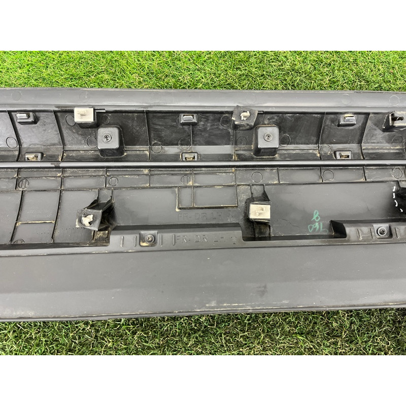 Накладка двері зовнішня (кузов і елементи) Hyundai Santa Fe TM 2019 2.4GDI 87721S2200