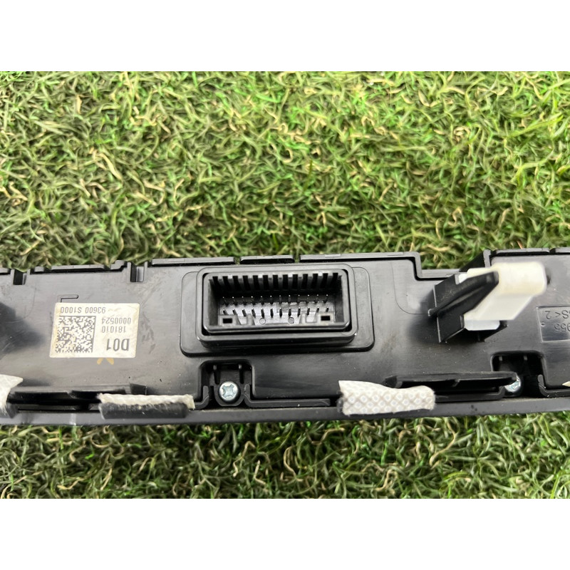 Блок кнопок (электрика / кнопки) Hyundai Santa Fe TM 2019 2.0 GDi Turbo 93600S10004X