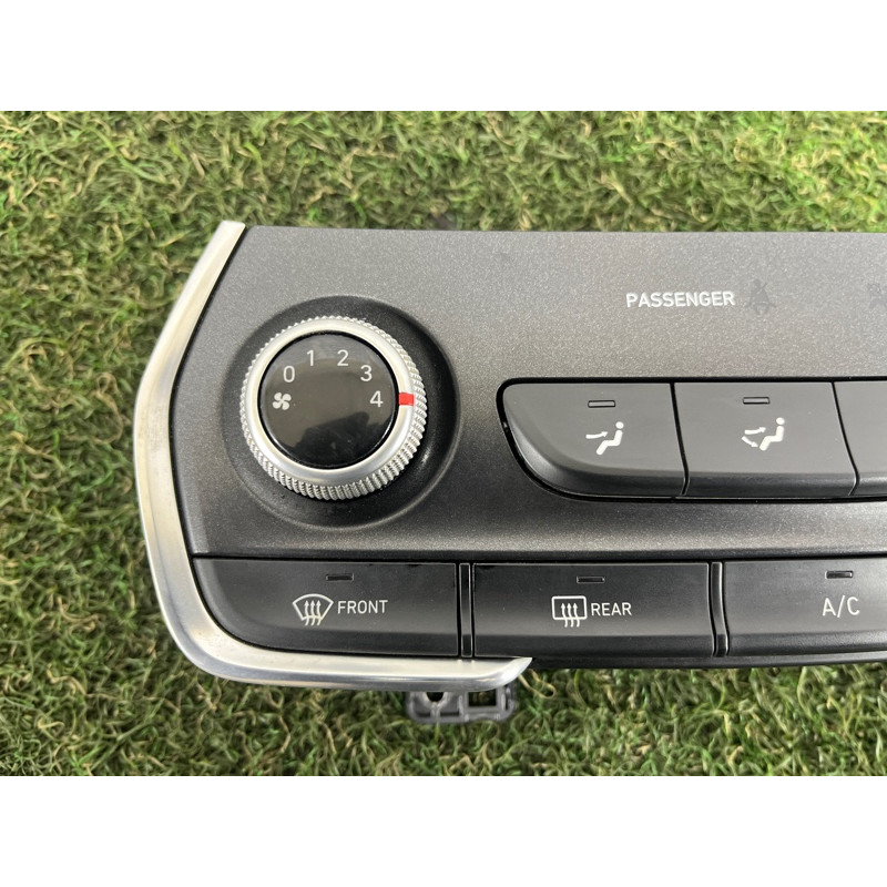 Блок управления климат-контролем (электрика / блок управления) Hyundai Santa Fe TM 2019 2.4GDI 97250S2000UMB