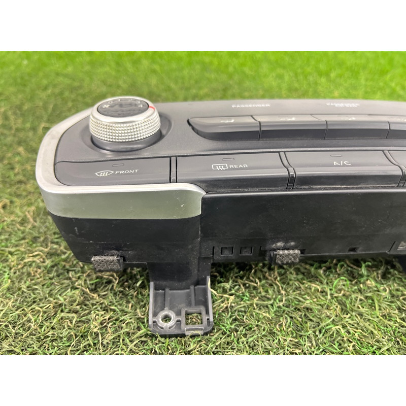 Блок управления климат-контролем (электрика / блок управления) Hyundai Santa Fe TM 2019 2.4GDI 97250S2000UMB