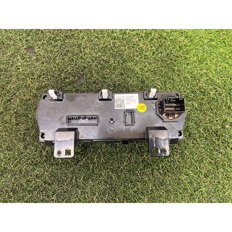 Блок управления климат-контролем (электрика / блок управления) Hyundai Santa Fe TM 2019 2.4GDI 97250S2000UMB