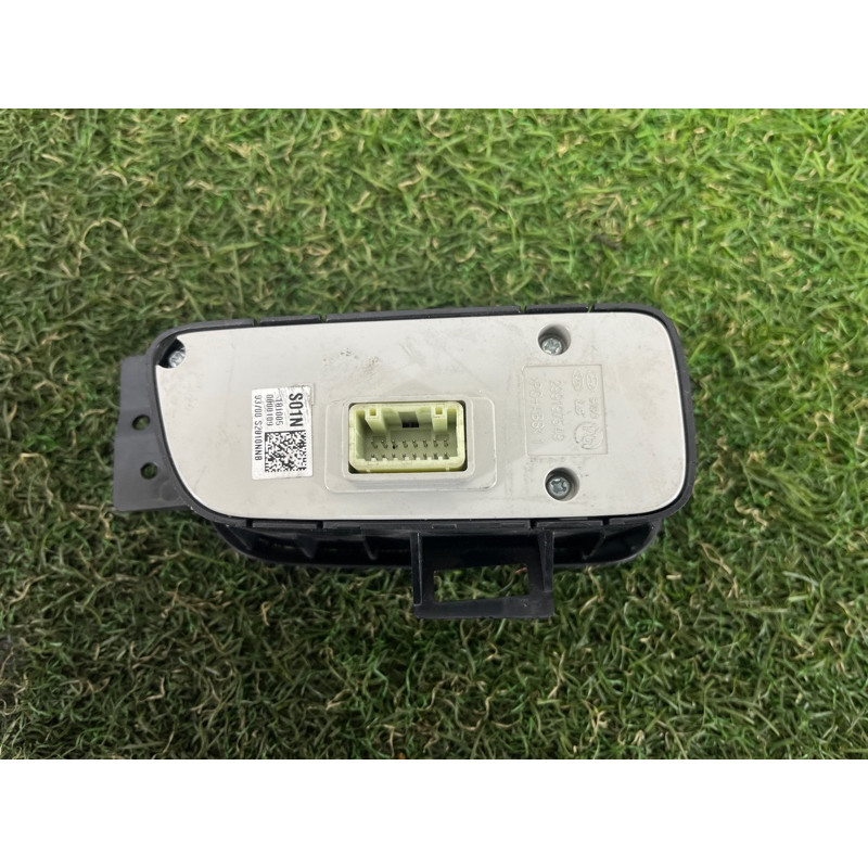 Блок кнопок (электрика / кнопки) Hyundai Santa Fe TM 2019 2.0 GDi Turbo 93700S2010NNB