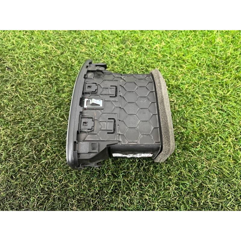 Дефлектор воздуховода (салон) Hyundai Santa Fe TM 2019 2.4GDI 97490S2000VCS