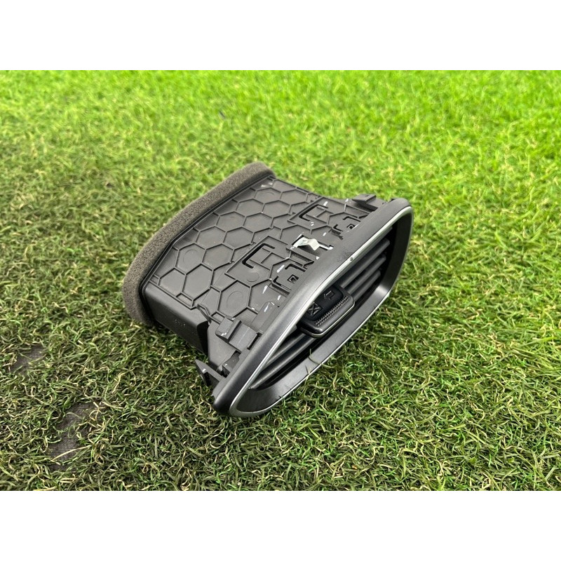 Дефлектор воздуховода (салон) Hyundai Santa Fe TM 2019 2.4GDI 97490S2000VCS