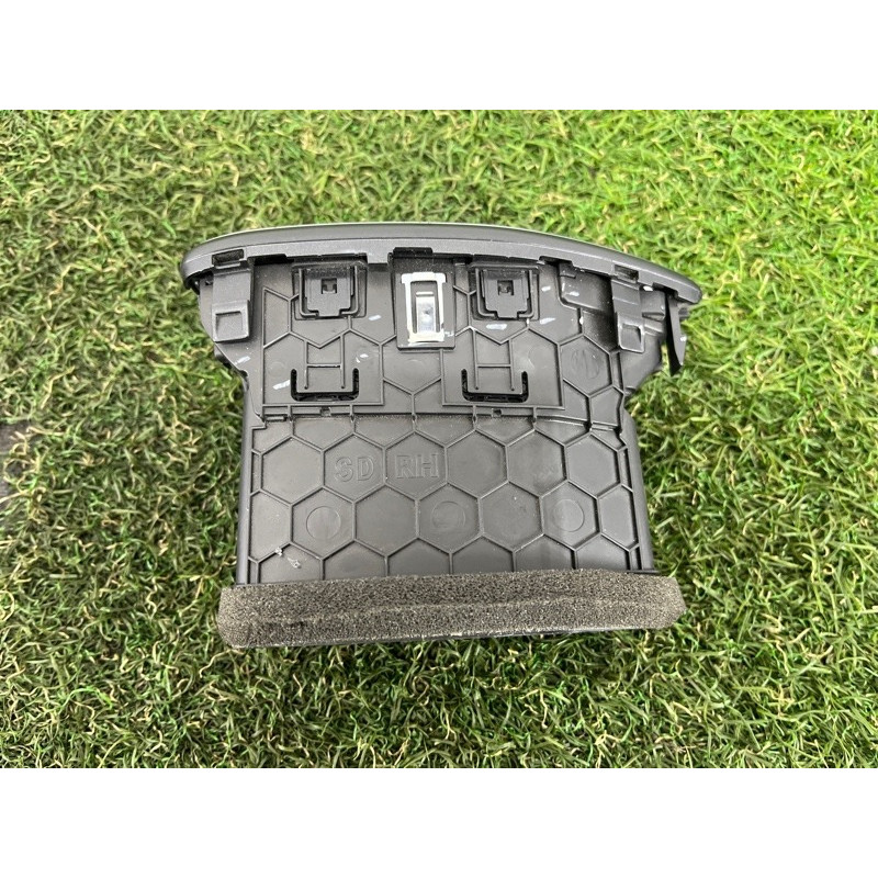 Дефлектор воздуховода (салон) Hyundai Santa Fe TM 2019 2.4GDI 97490S2000VCS