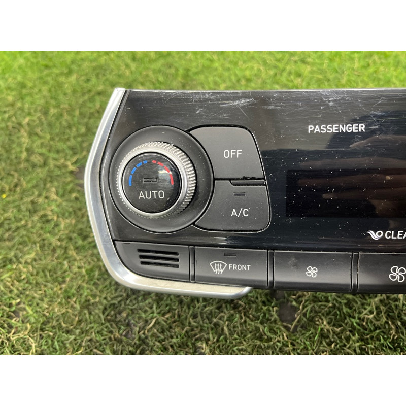 Блок управления климат-контролем (электрика / блок управления) Hyundai Santa Fe TM 2019 2.0 GDi Turbo 97250S2CB0UAY