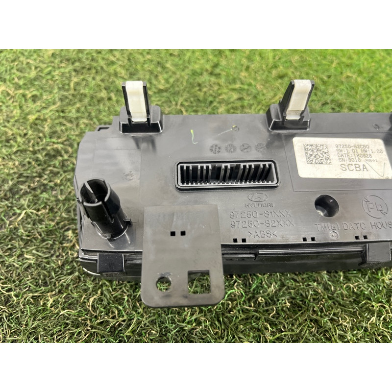 Блок управления климат-контролем (электрика / блок управления) Hyundai Santa Fe TM 2019 2.0 GDi Turbo 97250S2CB0UAY