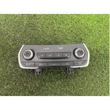 Блок управления климат-контролем