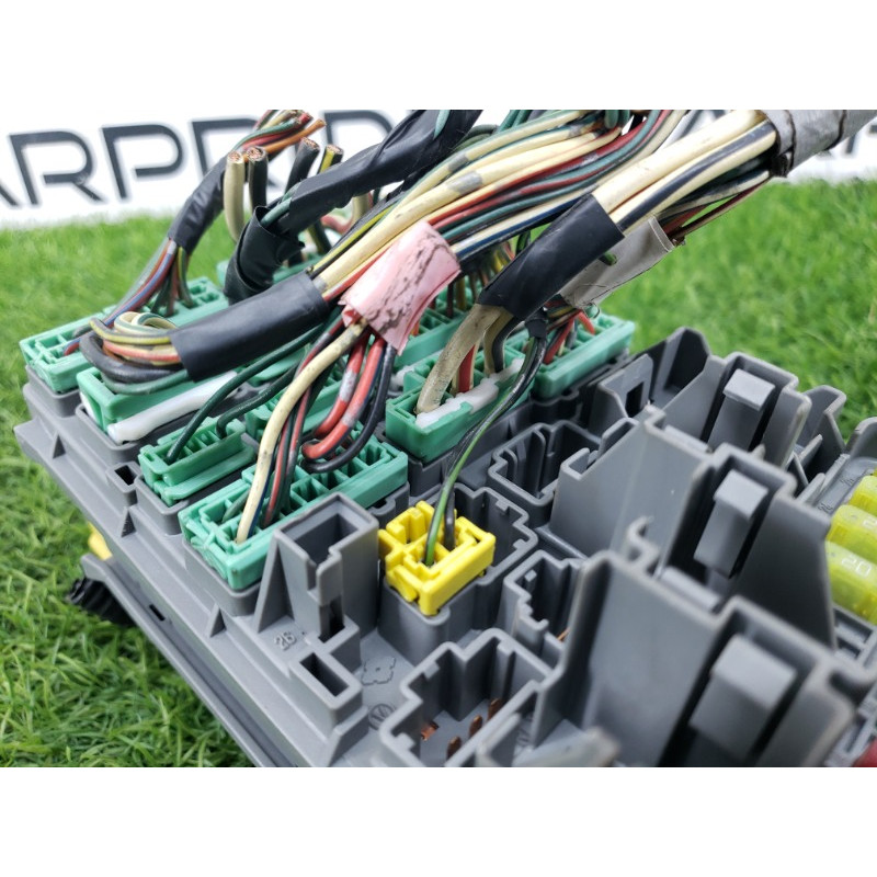 Блок предохранителей (электрика) Honda CRV RD7 2003 2.2 3820as9ag030