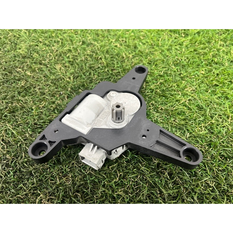 Привод заслонки отопителя (отопление и кондиционирование) Hyundai Santa Fe TM 2019 2.4GDI 97154A4000