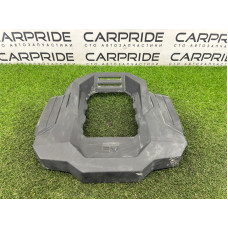 Декоративная крышка двигателя