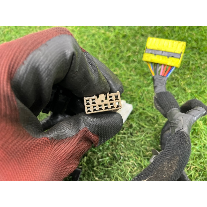 Моторчик регулировки сидения (электрика) Hyundai Ioniq AE 2021 1.6 Hybrid 88585F2100