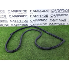 Уплотнитель проема двери