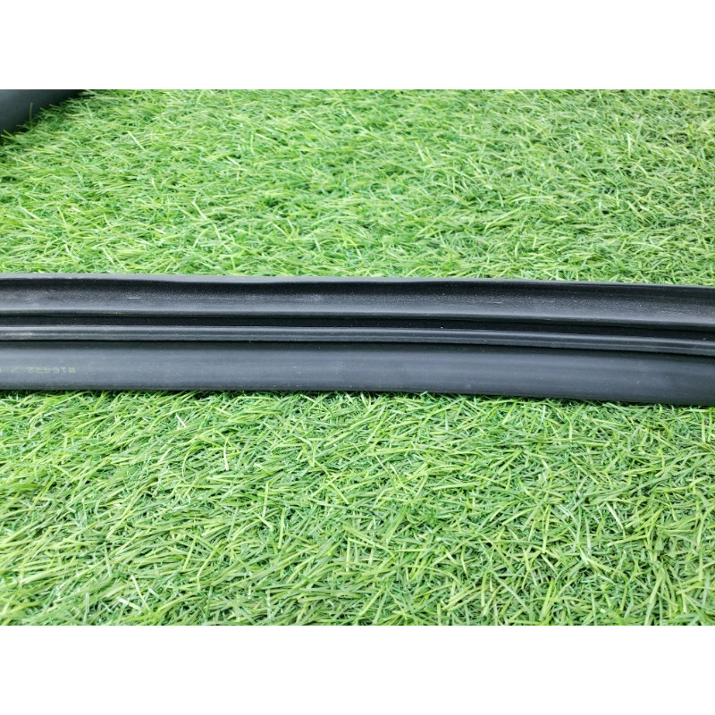 Уплотнитель проема двери (кузов и элементы) Mini Cooper R53 S R53 2006 1.6 51717039864