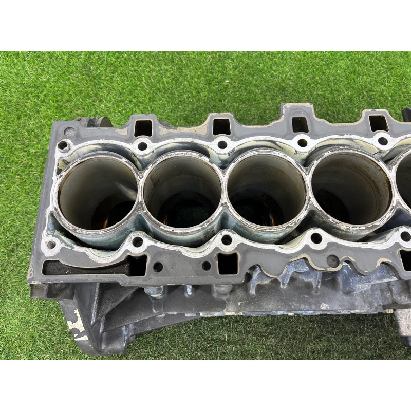 Блок цилиндров (двигатель и элементы) BMW 5-series F10 2011 3.0 11110419096