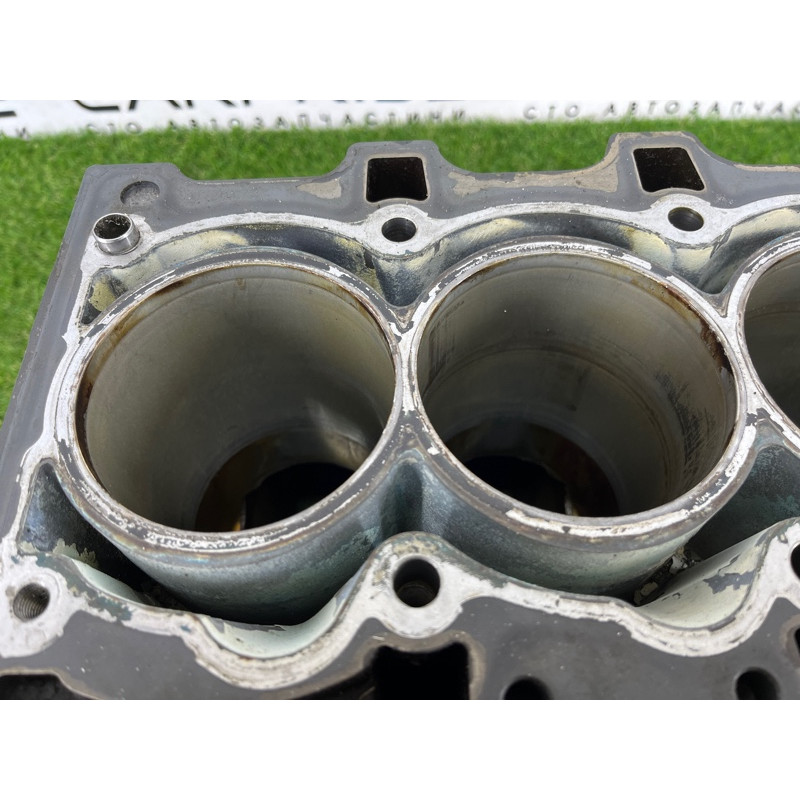 Блок цилиндров (двигатель и элементы) BMW 5-series F10 2011 3.0 11110419096