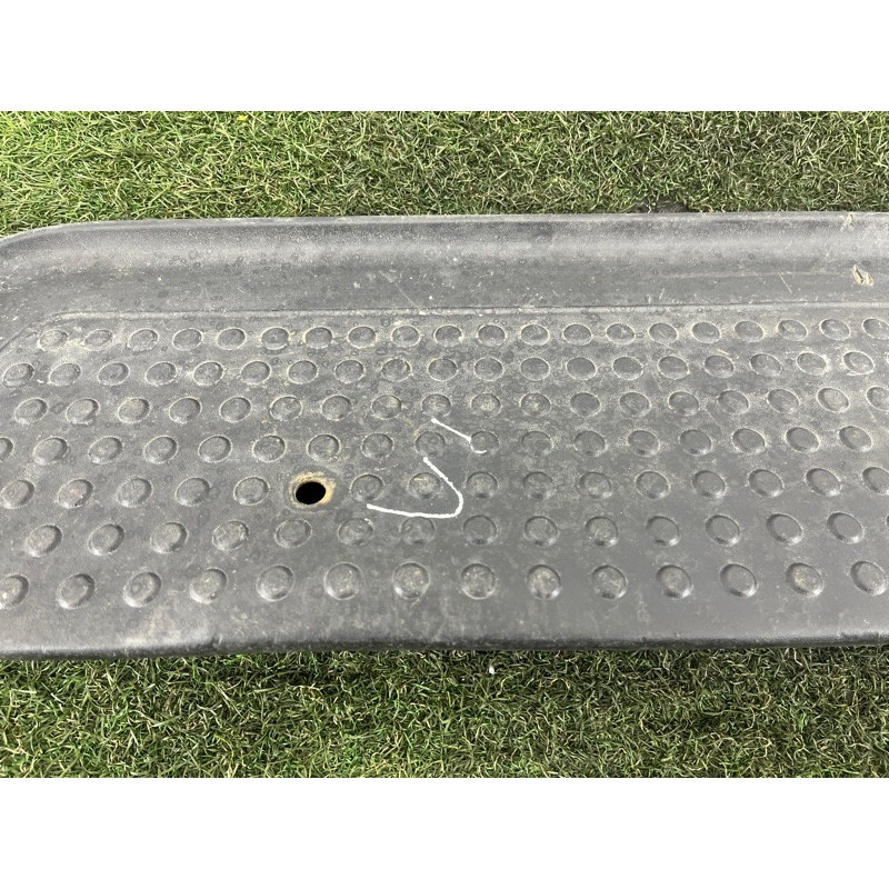 Накладка на бампер (кузов и элементы) Volkswagen Amarok 2H 2012 2.0 2H7807502B9B9