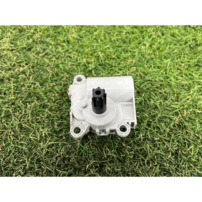 Привод заслонки отопителя (отопление и кондиционирование) Hyundai Santa Fe TM 2019 2.0 GDi Turbo 97161D7000