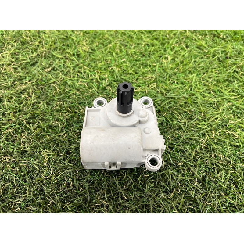 Привод заслонки отопителя (отопление и кондиционирование) Hyundai Santa Fe TM 2019 2.4GDI 97161D7000