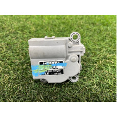 Привод заслонки отопителя