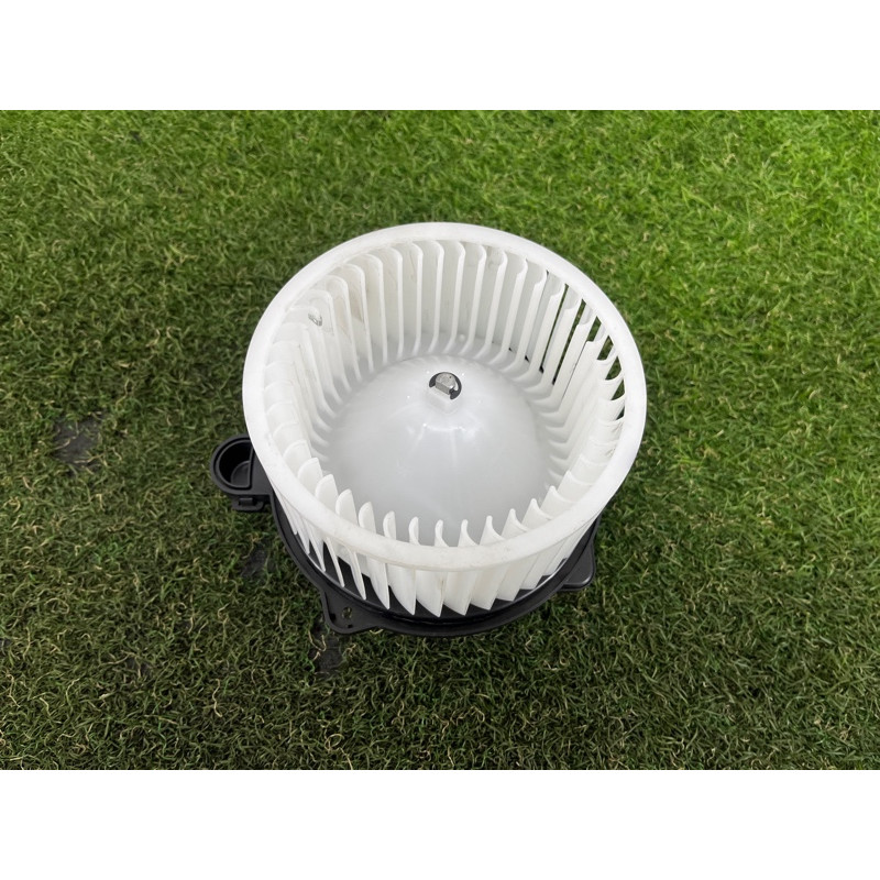 Мотор печки (отопление и кондиционирование) Hyundai Ioniq AE 2021 1.6 Hybrid 97113G2000