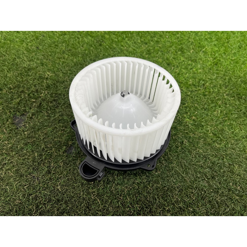 Мотор печки (отопление и кондиционирование) Hyundai Ioniq AE 2021 1.6 Hybrid 97113G2000