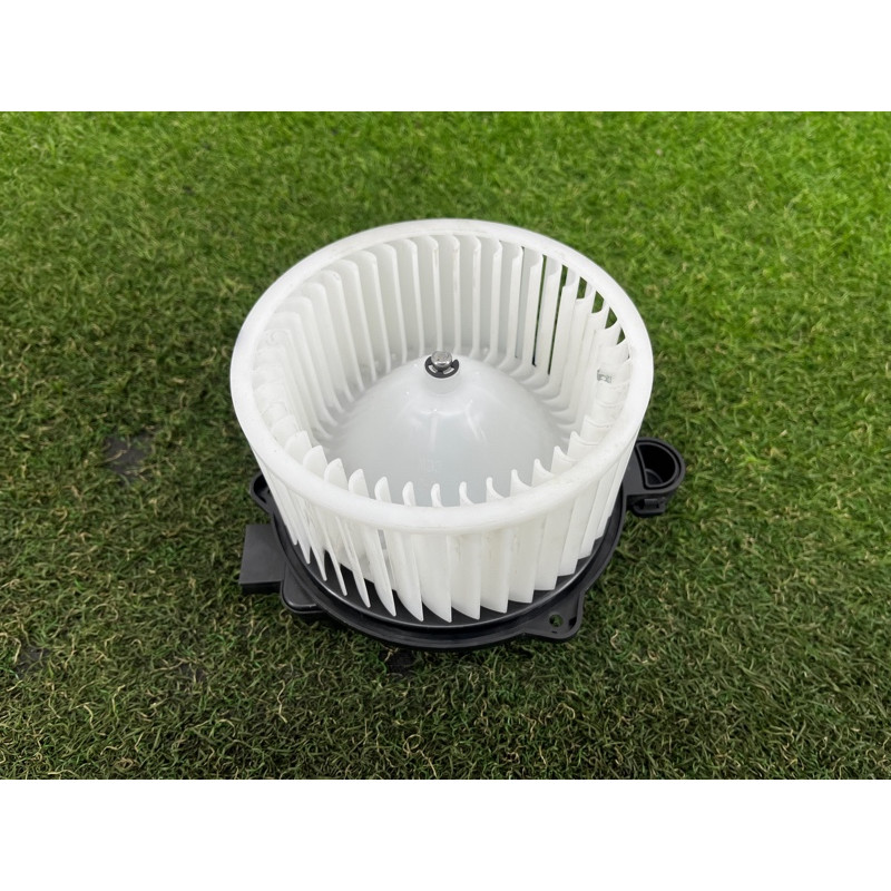 Мотор печки (отопление и кондиционирование) Hyundai Ioniq AE 2021 1.6 Hybrid 97113G2000