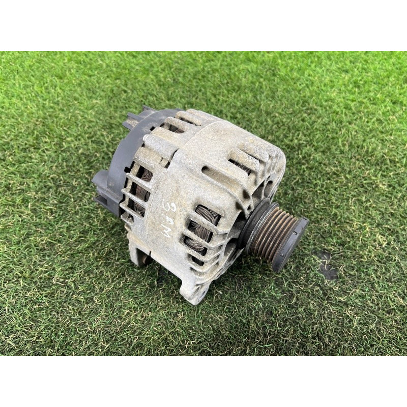 Генератор (электрика) Volkswagen Amarok 2H 2012 2.0 03L903023P
