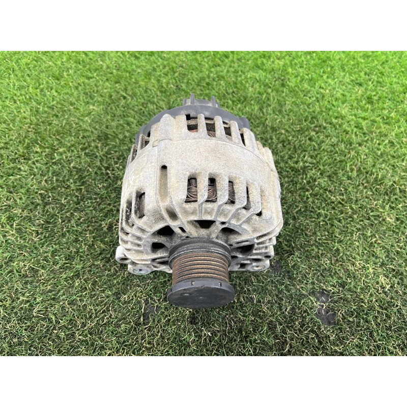 Генератор (электрика) Volkswagen Amarok 2H 2012 2.0 03L903023P