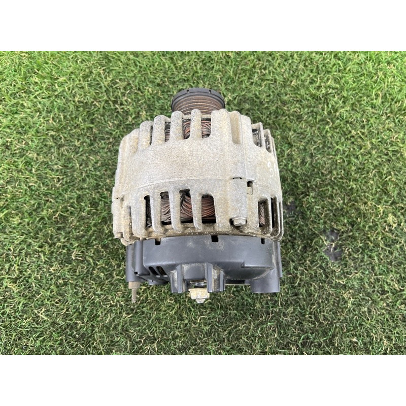 Генератор (электрика) Volkswagen Amarok 2H 2012 2.0 03L903023P