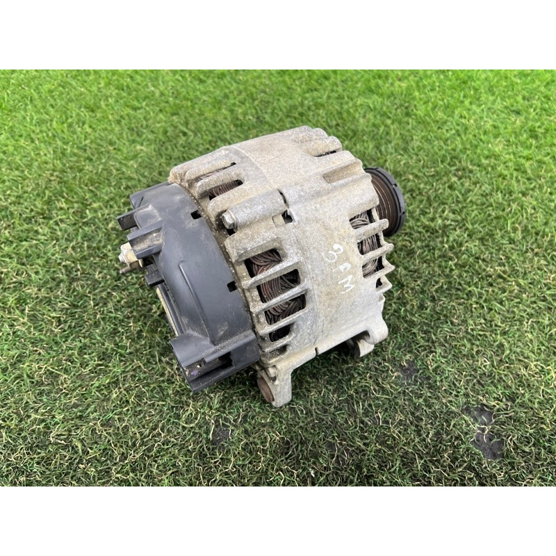 Генератор (электрика) Volkswagen Amarok 2H 2012 2.0 03L903023P