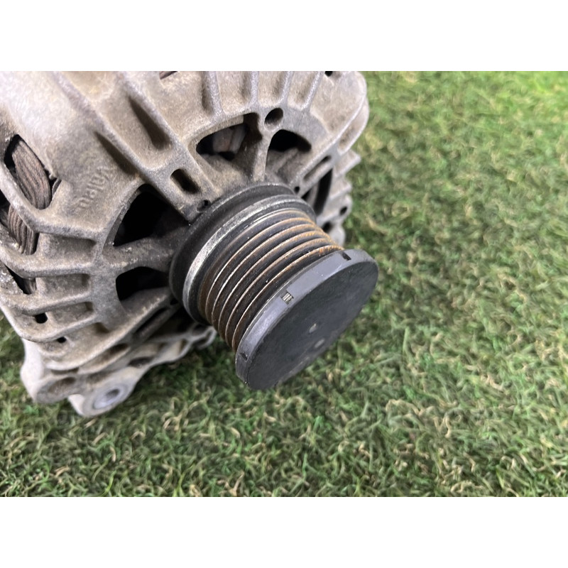 Генератор (электрика) Volkswagen Amarok 2H 2012 2.0 03L903023P